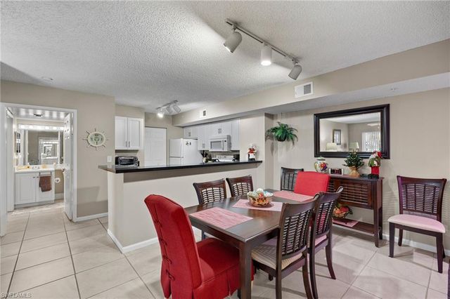 1835 Florida Club CIR 3103, Naples, FL 34112