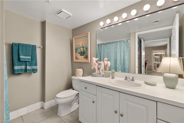 1835 Florida Club CIR 3103, Naples, FL 34112