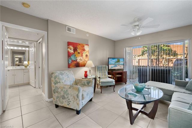 1835 Florida Club CIR 3103, Naples, FL 34112