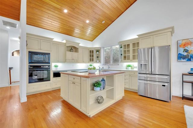 641 PINE HILL BOULEVARD, Geneva, FL 32732