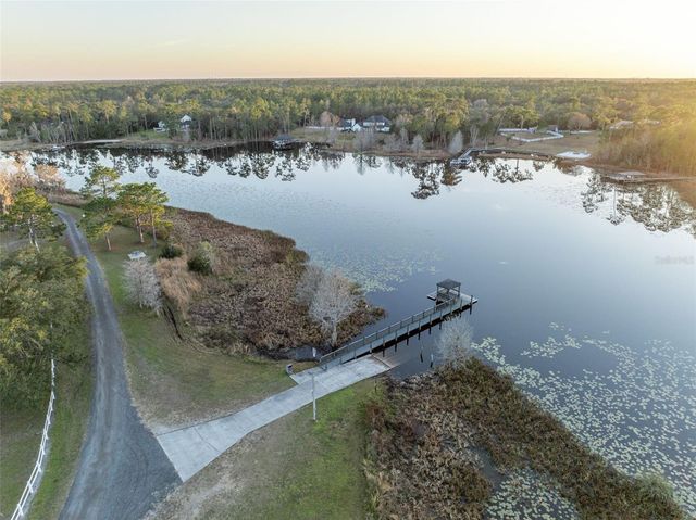 641 PINE HILL BOULEVARD, Geneva, FL 32732