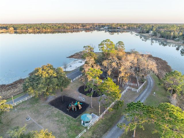 641 PINE HILL BOULEVARD, Geneva, FL 32732