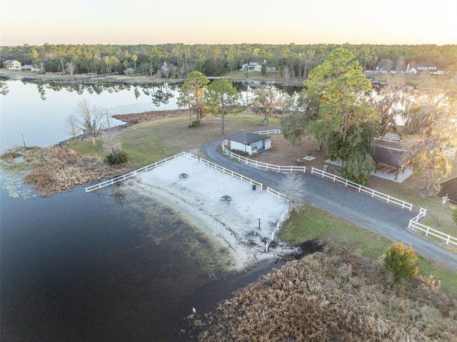 641 PINE HILL BOULEVARD, Geneva, FL 32732