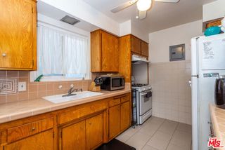 2915 St. George Street 7, Los Angeles, CA 90027