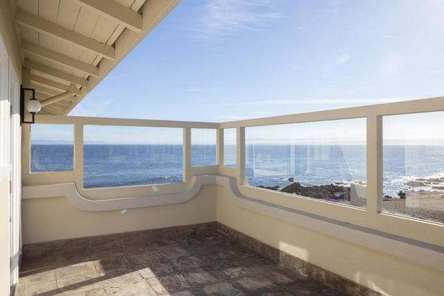 1051 Ocean View Boulevard, Pacific Grove, CA 93950