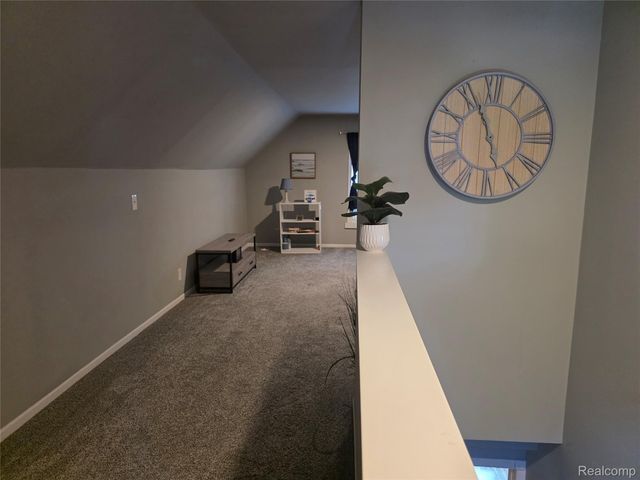 1198 Brabbs Street, Burton, MI 48509