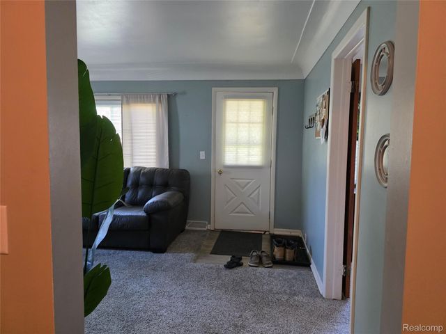 1198 Brabbs Street, Burton, MI 48509