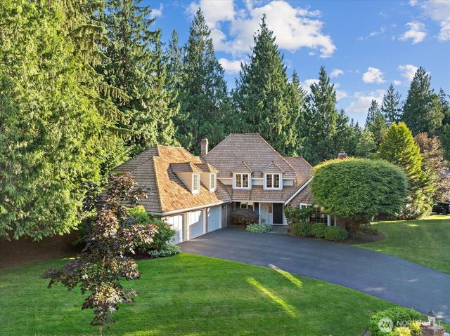 6807 214th Avenue NE, Redmond, WA 98053