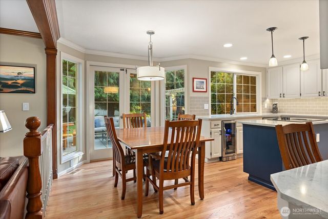 6807 214th Avenue NE, Redmond, WA 98053