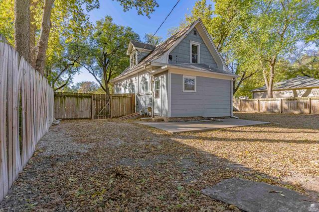 522 Colorado Street, Manhattan, KS 66503