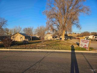 1201 E Elgin, Caldwell, ID 83605