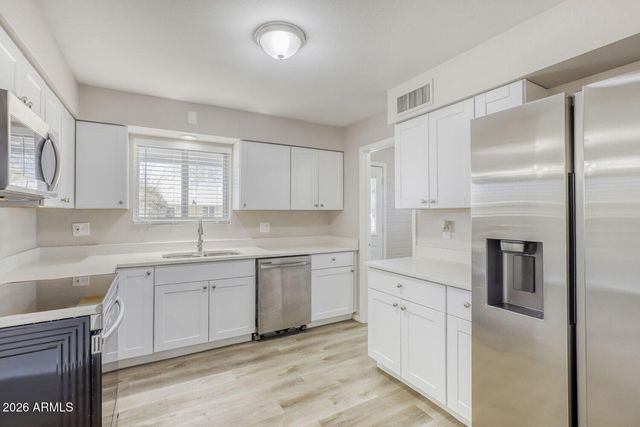 864 N 62 Street, Mesa, AZ 85205