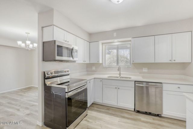 864 N 62 Street, Mesa, AZ 85205