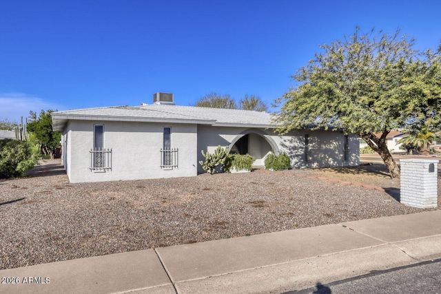 864 N 62 Street, Mesa, AZ 85205