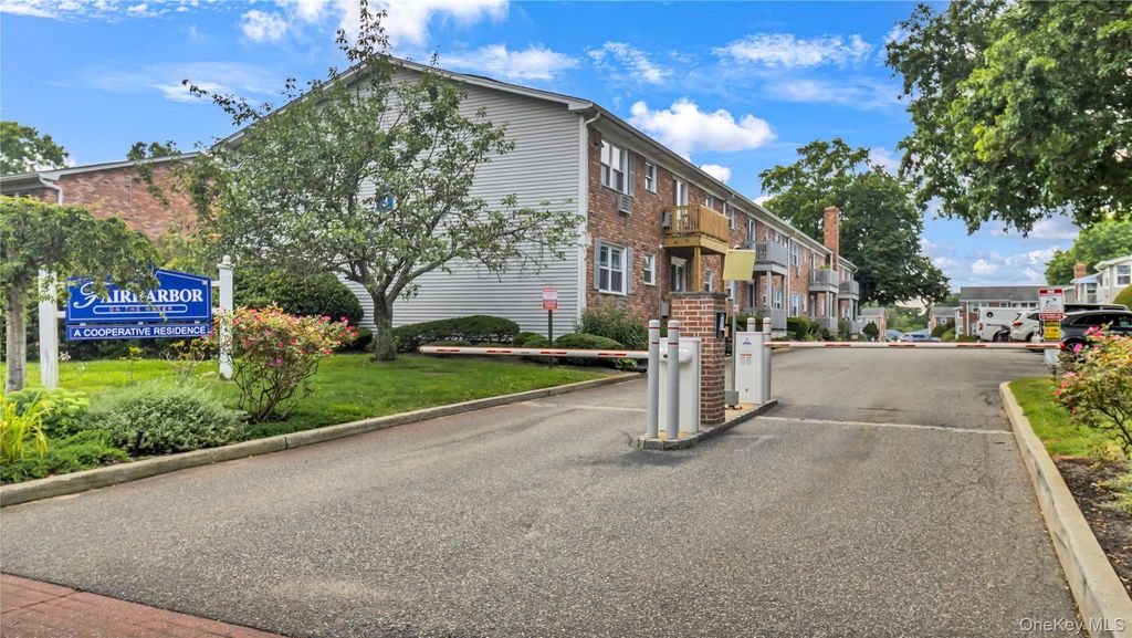 16 Fair Harbor Drive 16, Patchogue, NY 11772