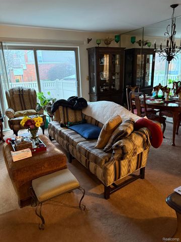 2110 Hyde Park Road, Detroit, MI 48207