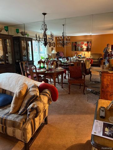 2110 Hyde Park Road, Detroit, MI 48207