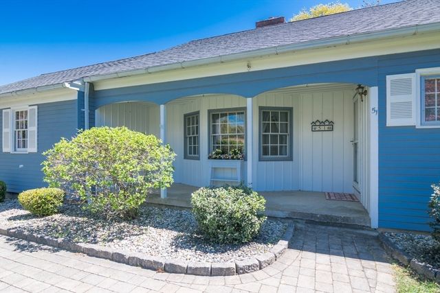51 Edgewater Road, Agawam, MA 01001