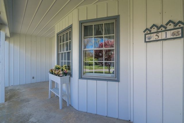 51 Edgewater Road, Agawam, MA 01001