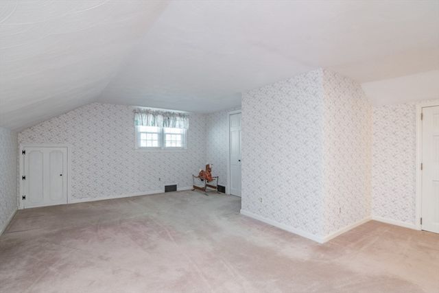 51 Edgewater Road, Agawam, MA 01001