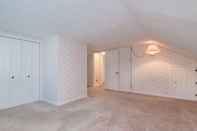 51 Edgewater Road, Agawam, MA 01001