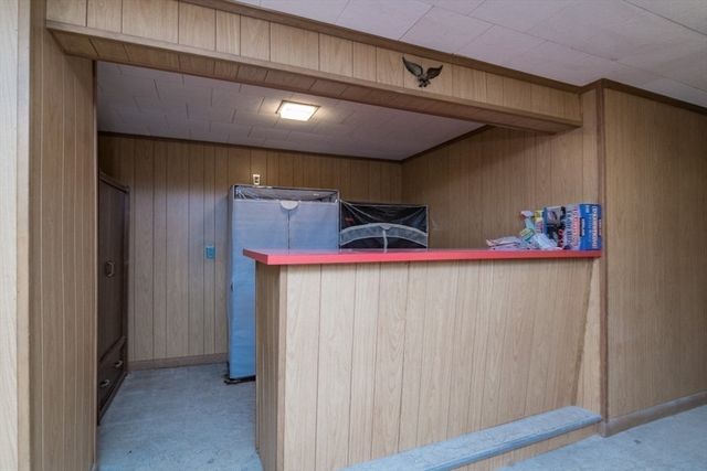 51 Edgewater Road, Agawam, MA 01001
