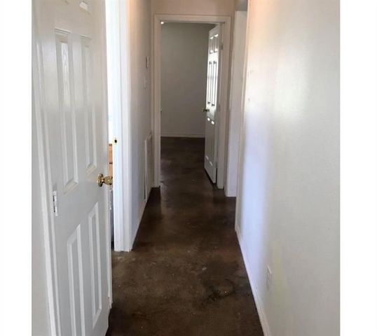 90 County Road 2269, Cleveland, TX 77327