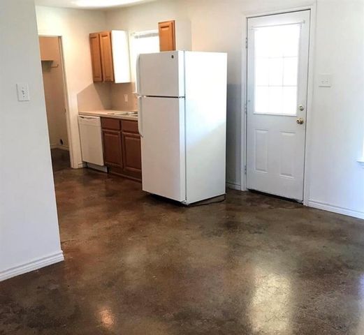 90 County Road 2269, Cleveland, TX 77327