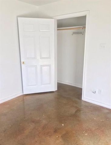 90 County Road 2269, Cleveland, TX 77327