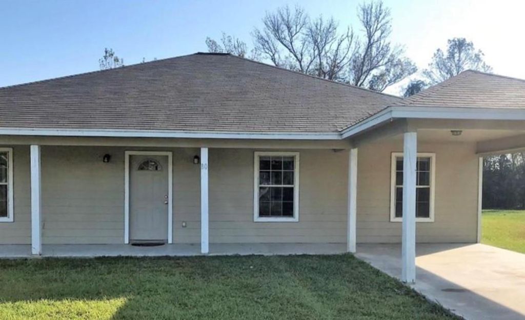 90 County Road 2269, Cleveland, TX 77327