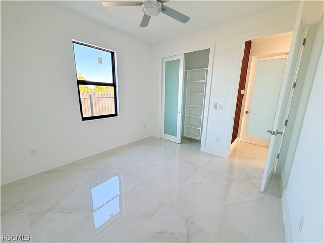 909 Santa Barbara BLVD N, Cape Coral, FL 33993