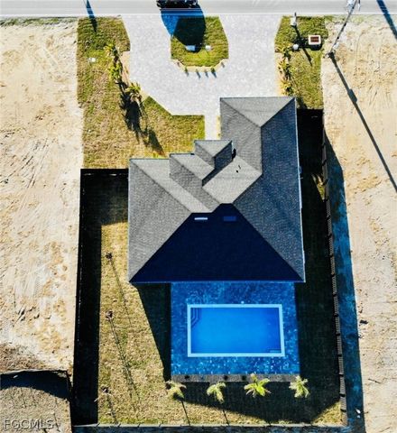 909 Santa Barbara BLVD N, Cape Coral, FL 33993