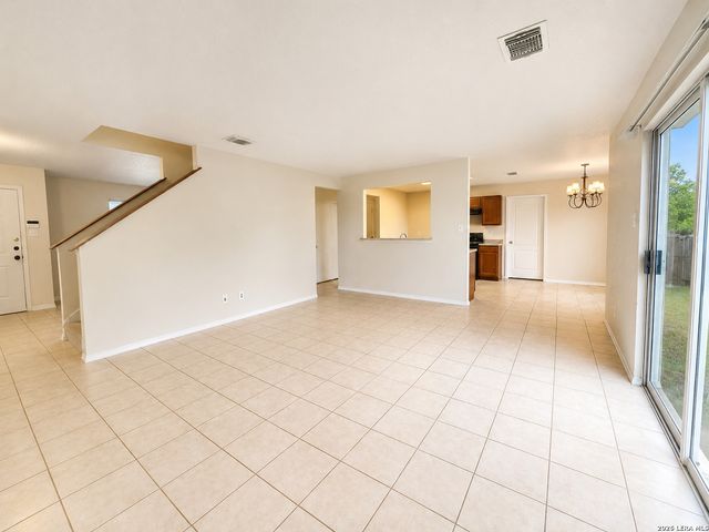 326 Tres Caminos, San Antonio, TX 78245