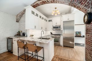 54 Kent St A, Newburyport, MA 01950