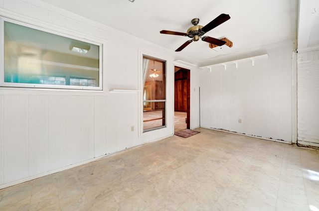 1913 Westcreek Drive, Garland, TX 75042