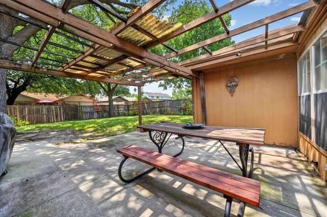 1913 Westcreek Drive, Garland, TX 75042