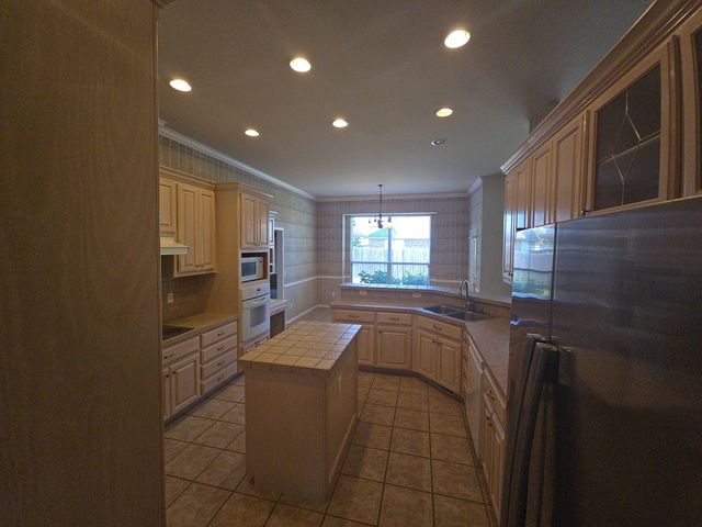 8325 NW 71st Street, Oklahoma City, OK 73132