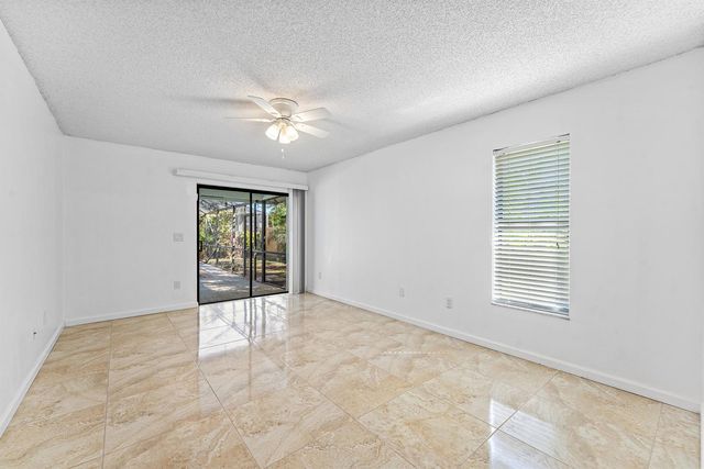 2057 Amesbury Circle, Wellington, FL 33414