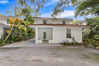 3625 SW 37th Ave 11, Miami, FL 33133