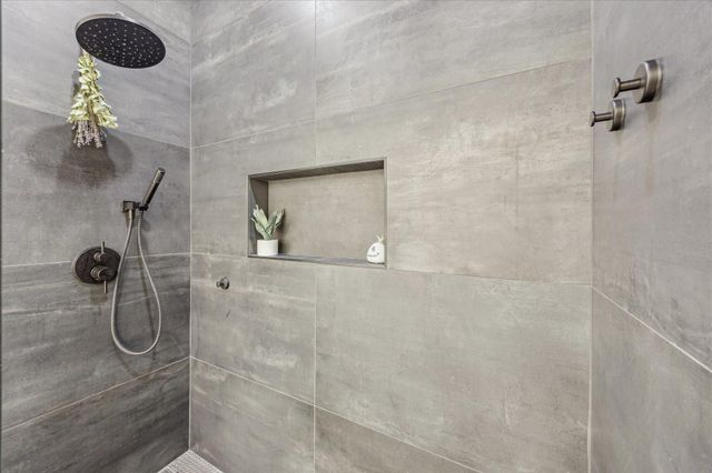 915 Franklin Street 2F, Houston, TX 77002