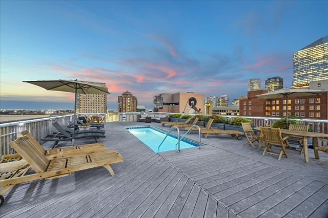 915 Franklin Street 2F, Houston, TX 77002