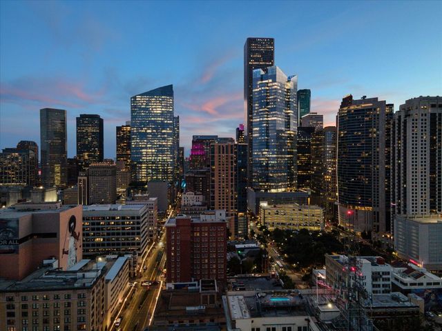 915 Franklin Street 2F, Houston, TX 77002