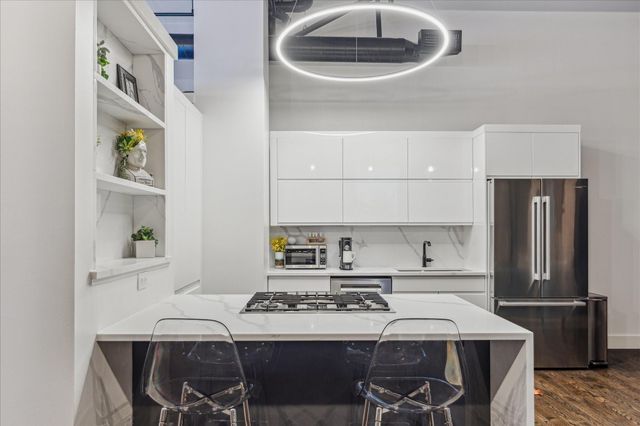 915 Franklin Street 2F, Houston, TX 77002