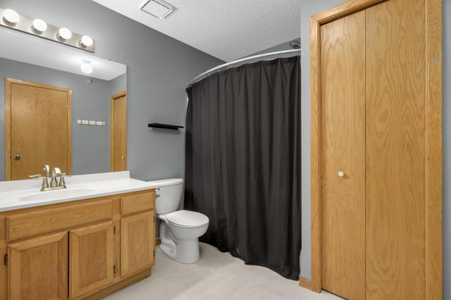 3626 Linden Avenue 4, White Bear Lake, MN 55110