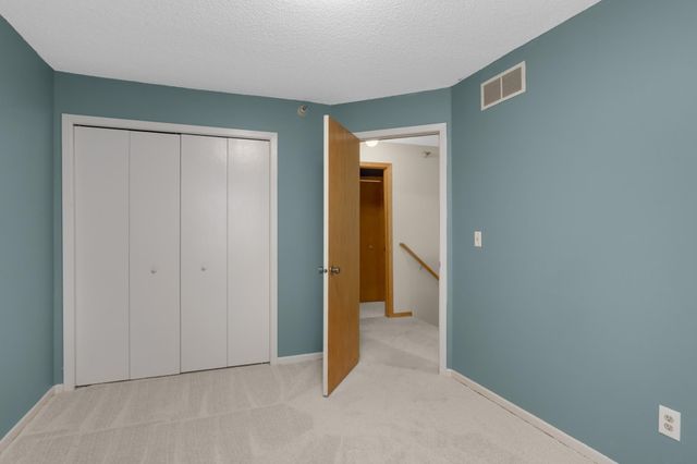 3626 Linden Avenue 4, White Bear Lake, MN 55110