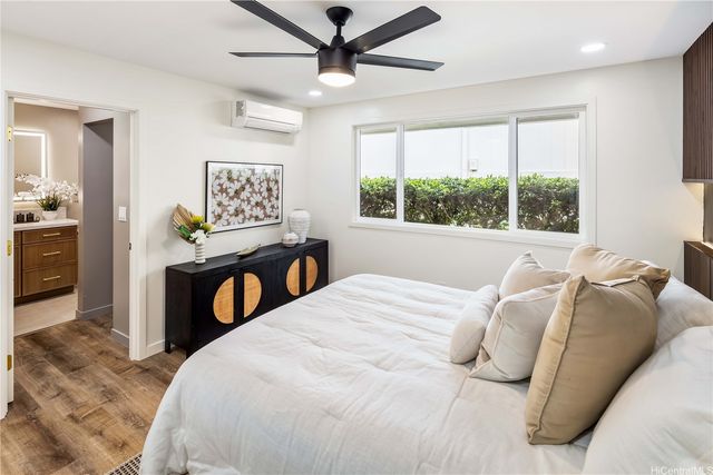 950 Hahaione Street, Honolulu, HI 96825