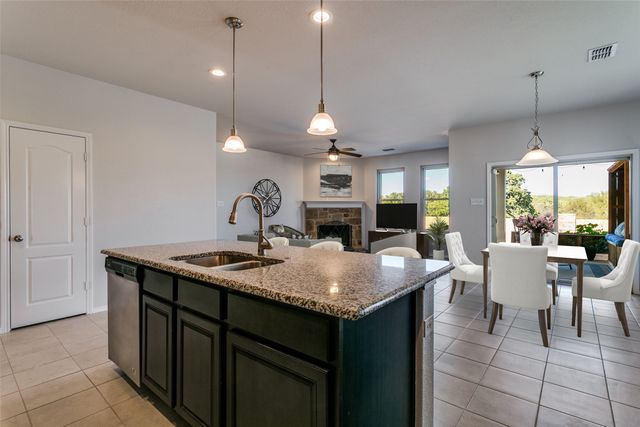 5629 Sea Cove Lane, Denton, TX 76208