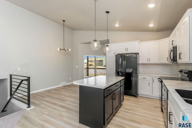 1030 E Fannings St Street, Tea, SD 57064