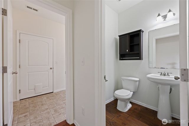 2528 10th Court SE, Olympia, WA 98501