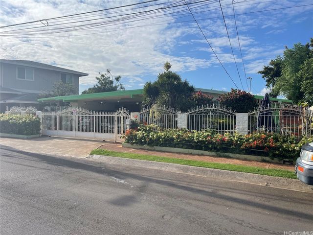 1328 Anapa Street, Honolulu, HI 96818